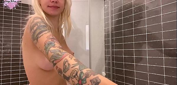  Teen Washes and Shaves Pussy in the Bathroom - Solo